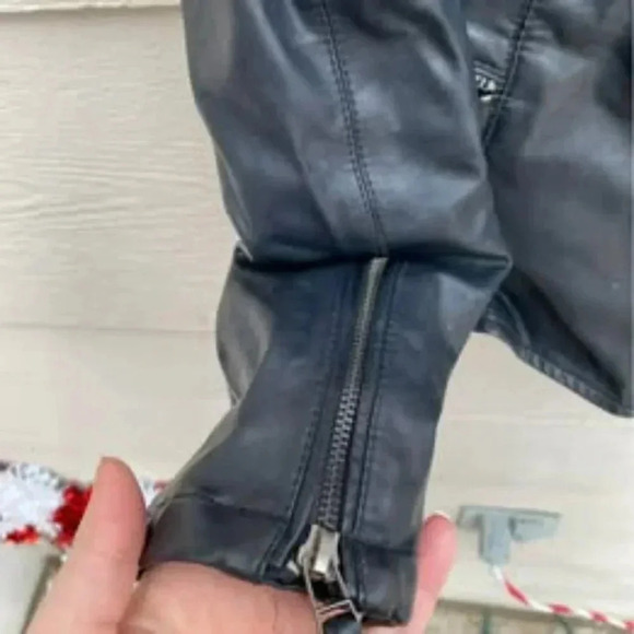 Womens small blanknyc leather jacket - Picture 3 of 4